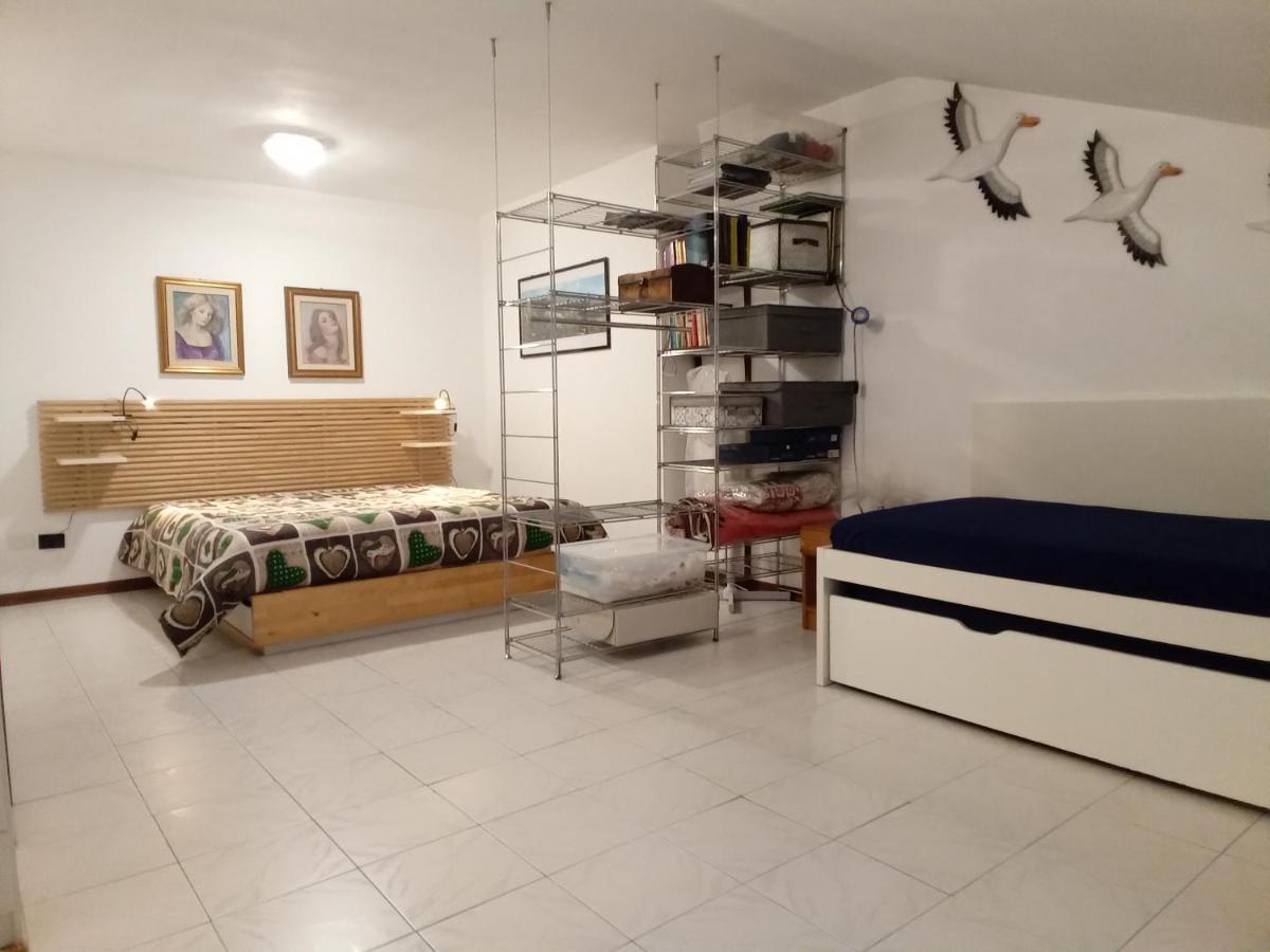 Appartamento - Terrazzo Vivibile Vista Mare, Wi-Fi Gratuito Vallecrosia Exterior foto