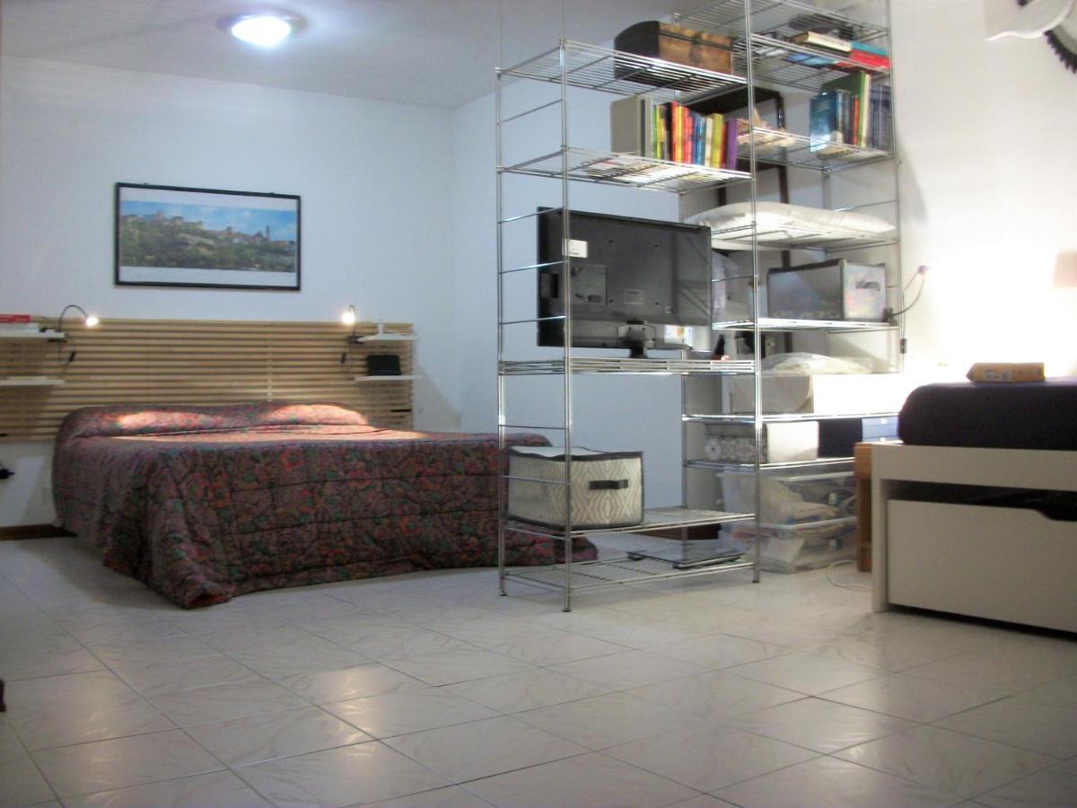Appartamento - Terrazzo Vivibile Vista Mare, Wi-Fi Gratuito Vallecrosia Exterior foto